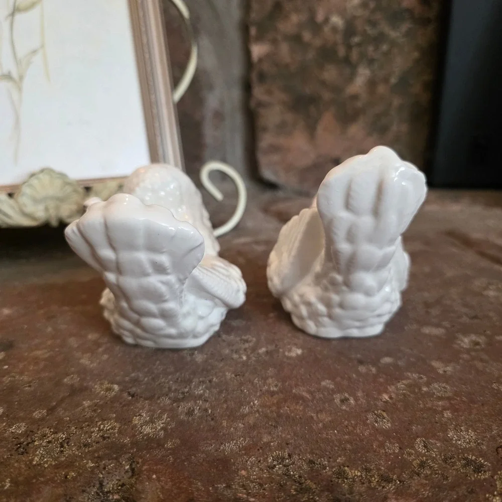 Vintage White Ceramic Dove Love Bird Figurines Glossy Set of 2 cottagecore